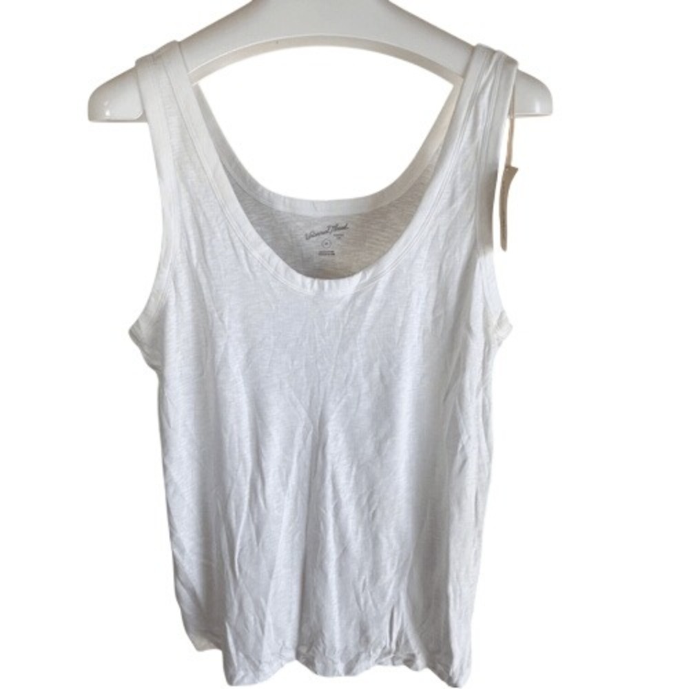 NWT Universal Thread Womens Capsule Wardrobe Staple White Tank Layering Size 2X